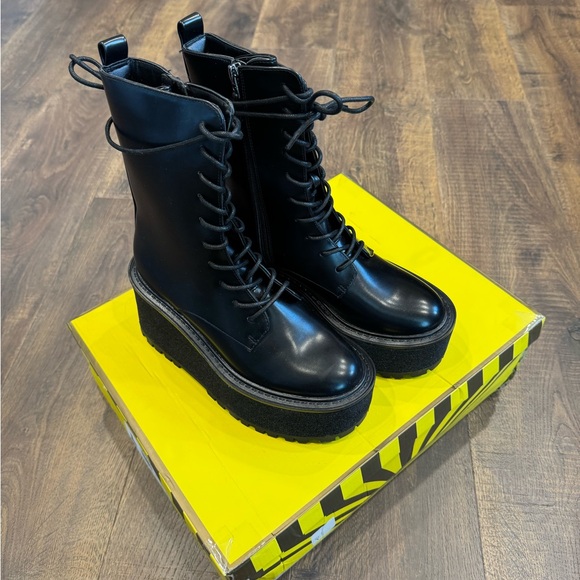 Circus NY by‎ Sam Edelman Black Slater Lace Up Wedge Heel Boots - Picture 8 of 8